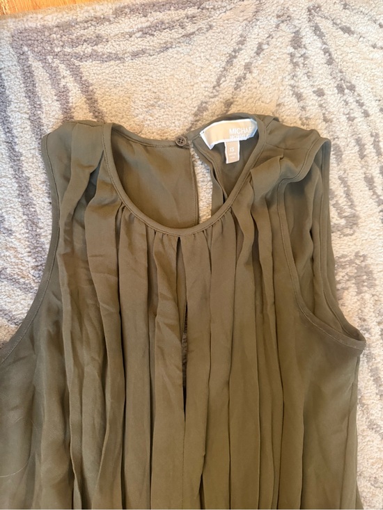 Michael Kors Dresses & Skirts - Michael Kors Olive Pleated Sleeveless dress
